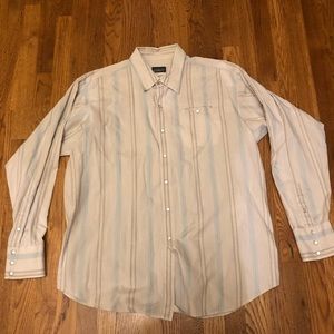 Patagonia men’s size extra large button up shirt
